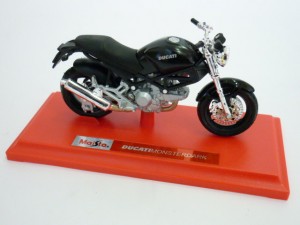 DUCATI Monster      Black 1:18