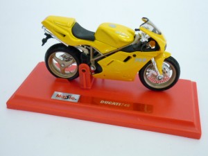 DUCATI 748      Yellow 1:18