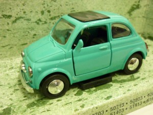 FIAT 500 F      Green 1:32