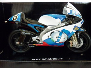 APRILIA 250 5  Motomondiale 250 2005 A.De Angelis  1:12