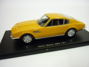 ASTON MARTIN DBS    1971  Ochre 1:43