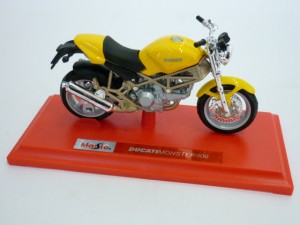 DUCATI Monster      Yellow 1:18
