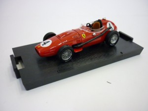 FERRARI 246 4 W.C. French GP F1 1958 M.Hawthorn Red 1:43