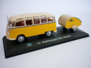 VOLKSWAGEN Bus Samba Roulotte      Yellow/Cream 1:43