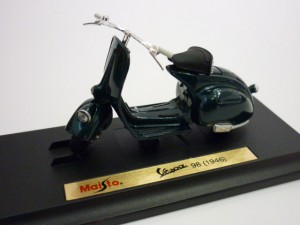 VESPA 98    1946  Green Met. 1:18
