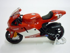 DUCATI Desmosedici 12    Bayliss Red/White 1:18