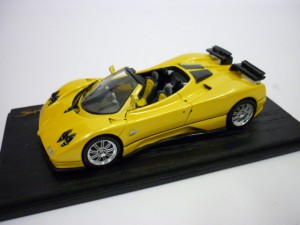 PAGANI ZONDA Spyder      Yellow 1:43