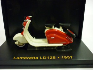 LAMBRETTA LD 125    1957  Beige/Red 1:43